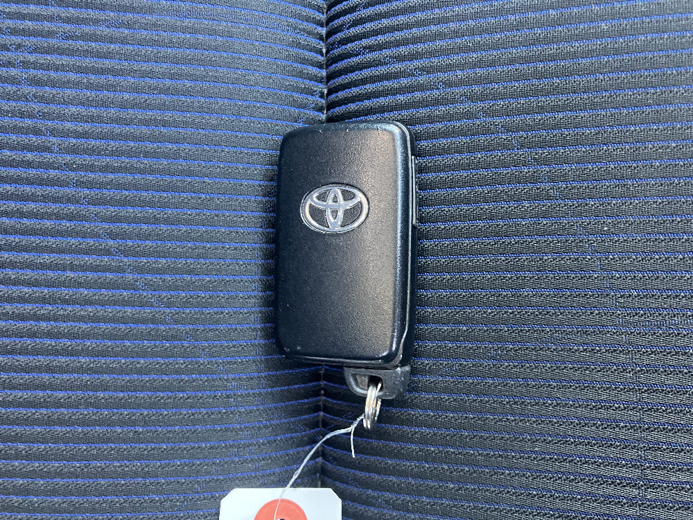 トヨタ　アクア　S　LEDヘッドランプPKG12枚目