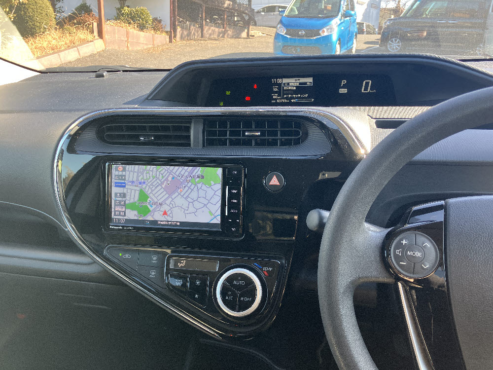 トヨタ　アクア　S　LEDヘッドランプPKG14枚目