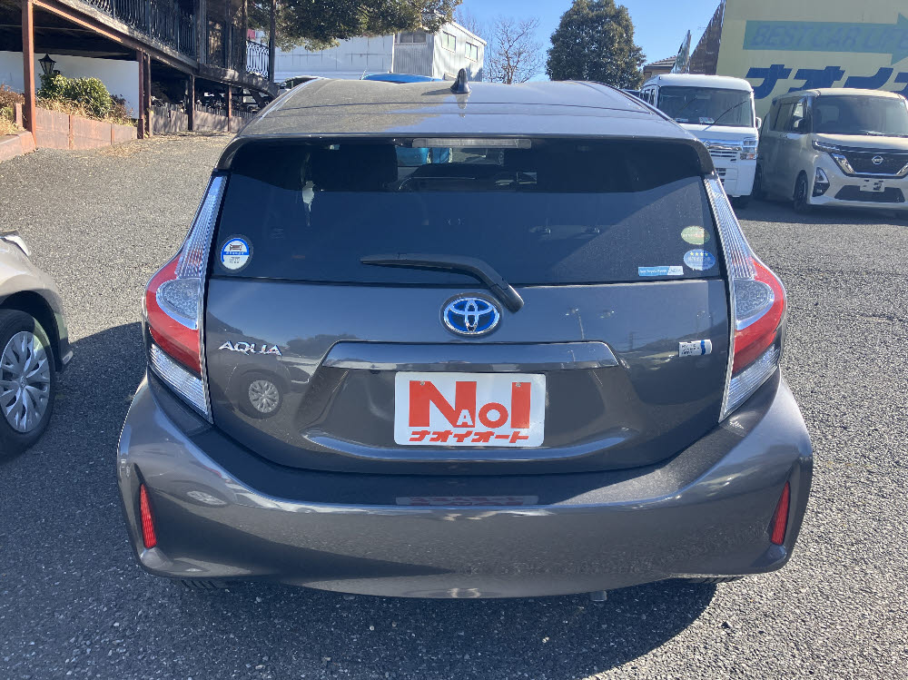 トヨタ　アクア　S　LEDヘッドランプPKG5枚目