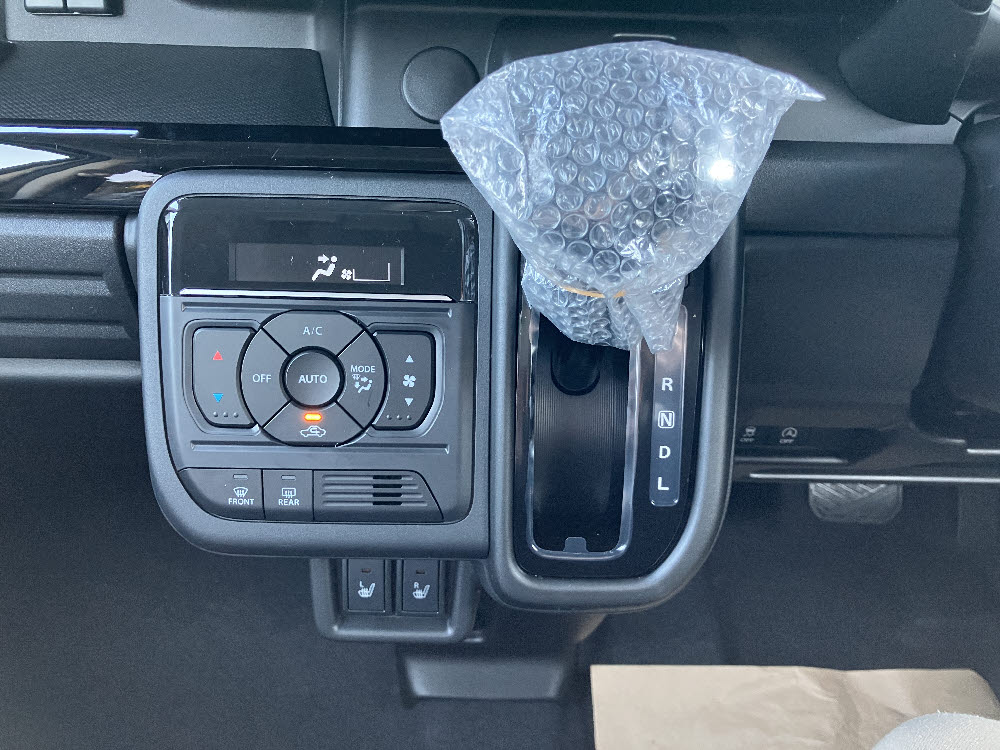 スズキ　スペーシアカスタム HYBRID XS ODレス18枚目