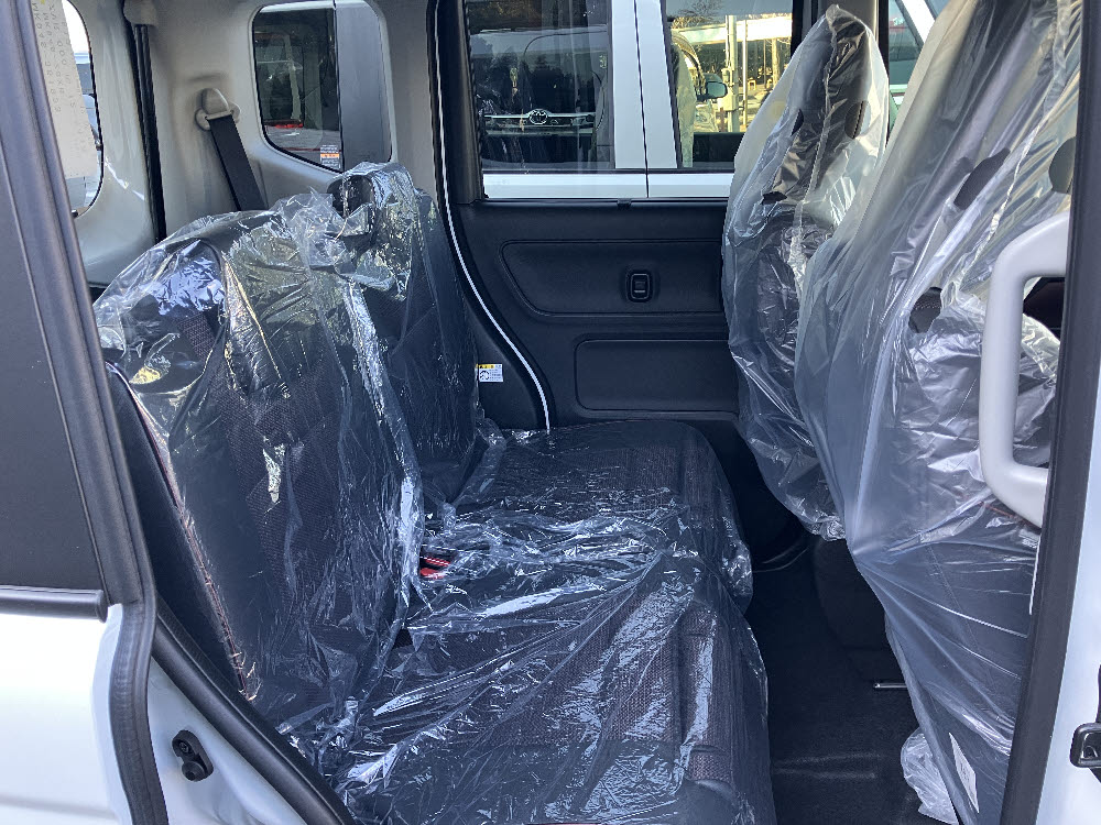 スズキ　スペーシアカスタム HYBRID XS ODレス8枚目