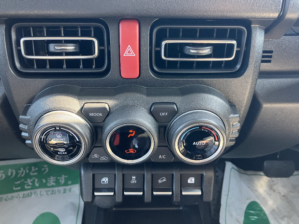 スズキ　ジムニー　XC　AT18枚目