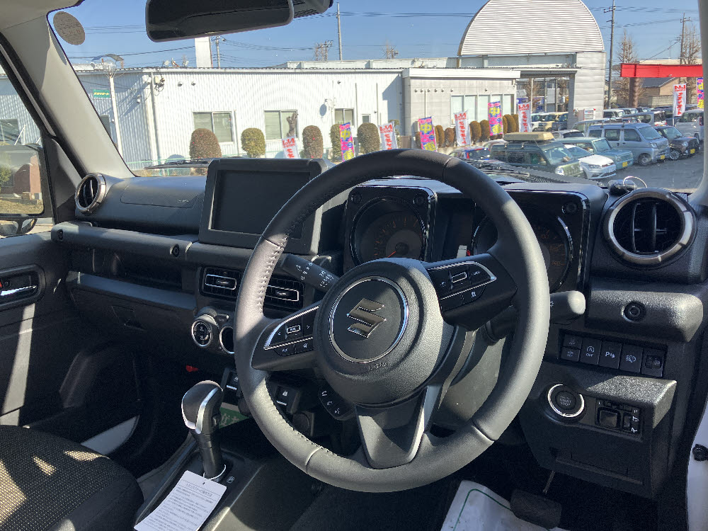 スズキ　ジムニー　XC　AT8枚目