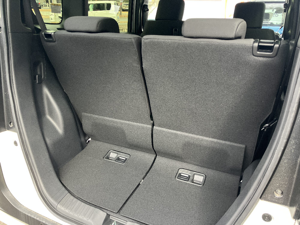 ホンダ　Ｎ ＢＯＸカスタム　ODレス12枚目