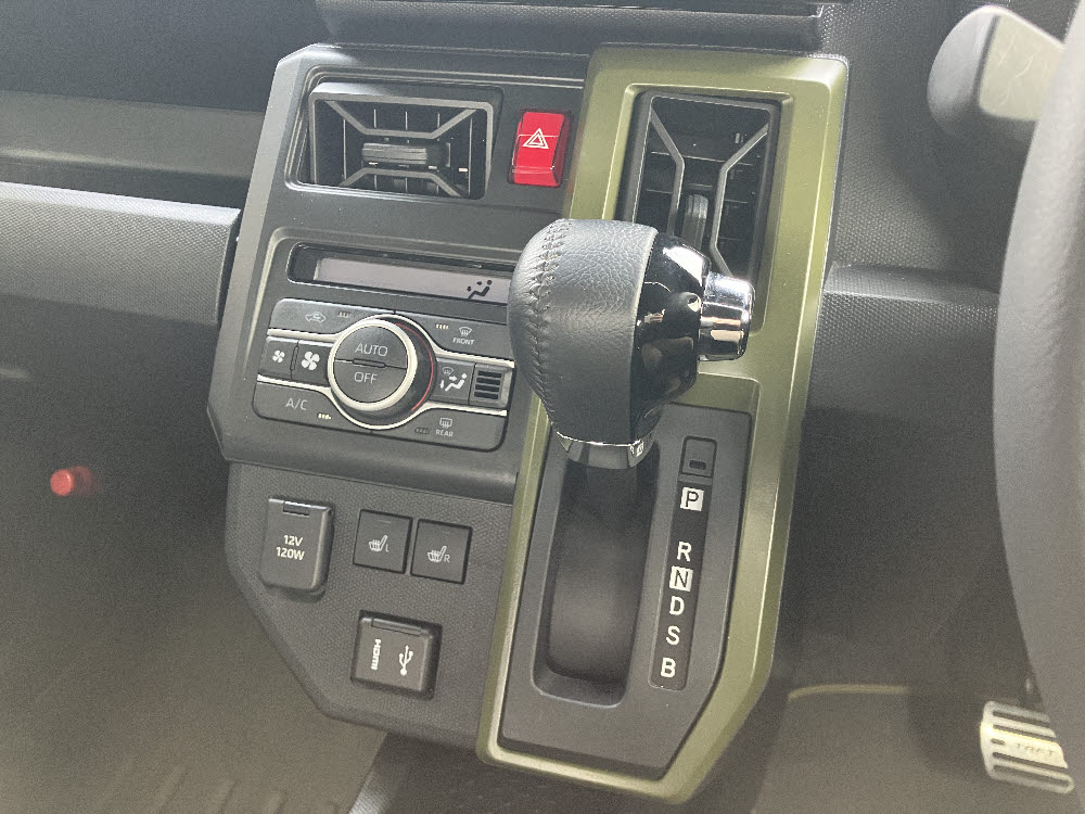 ダイハツ　タフト　Gタ-ボ　ダーククロムベンチャ-18枚目