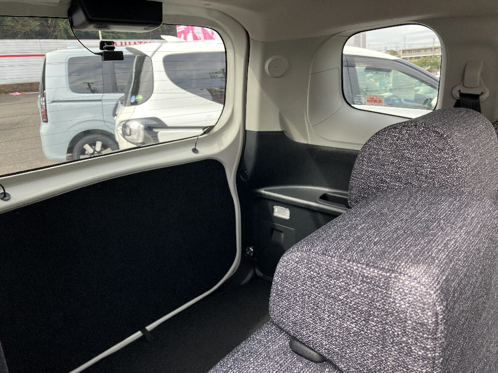 トヨタ　シエンタ　HYBRID　Z10枚目