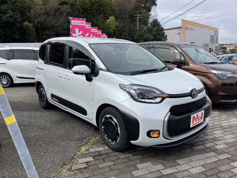 トヨタ シエンタ HYBRID Z2枚目