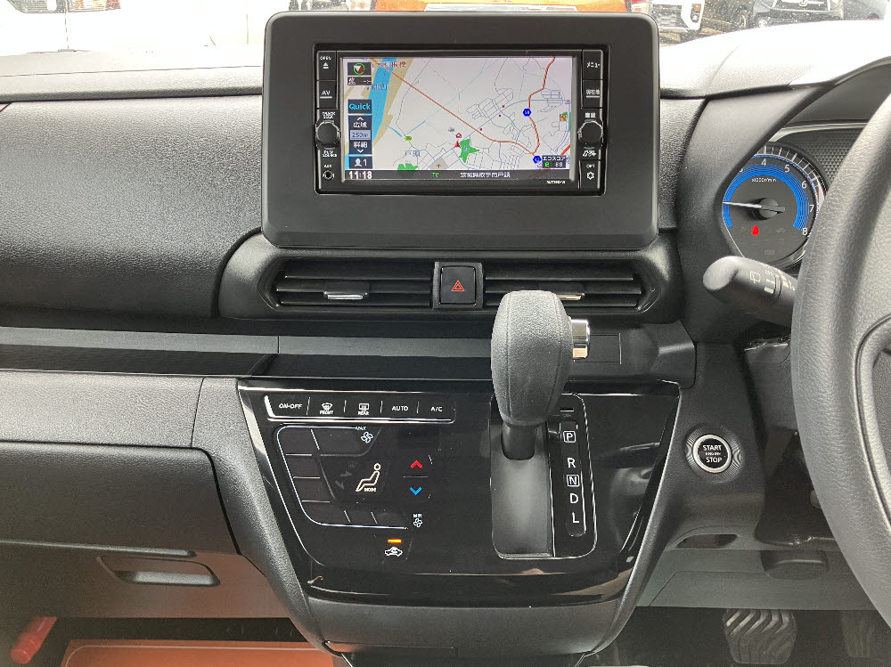 ニッサン　ルークス　ハイウェイスターX16枚目