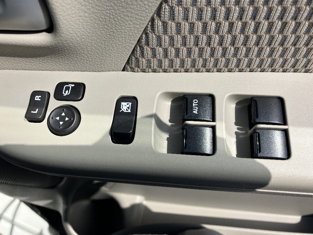 スズキ　エブリィワゴン　PZターボ HR 2WD19枚目