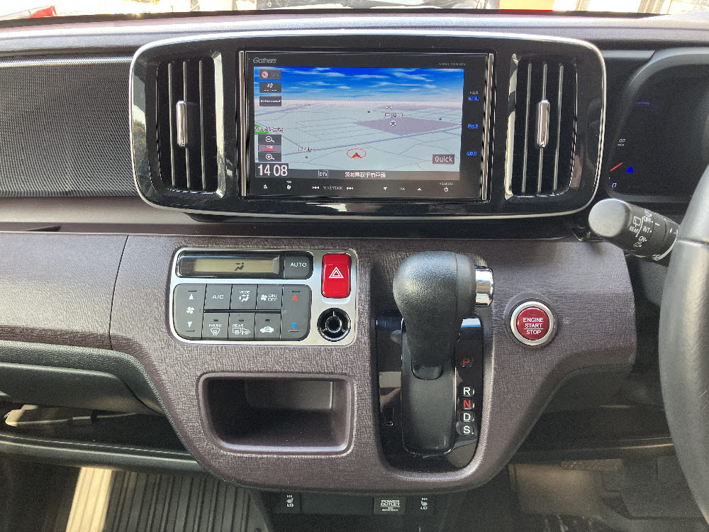 ホンダ　Ｎ ＯＮＥ　プレミアムツアラー SSパッケージ15枚目