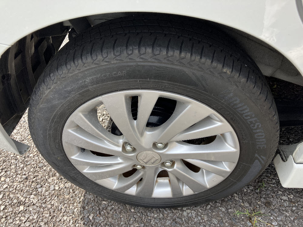 スズキ　スペーシアカスタム　GS　DCBS13枚目