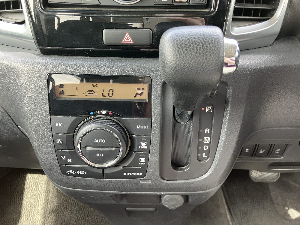 スズキ　スペーシアカスタム　GS　DCBS18枚目