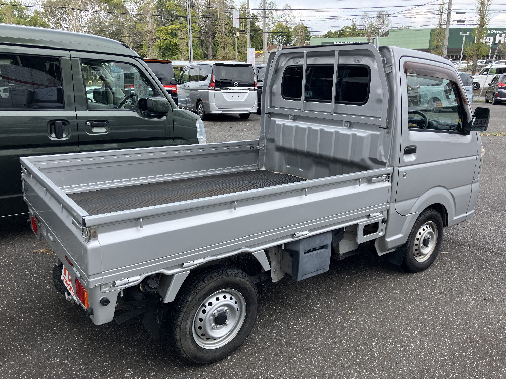 ニッサン　ＮＴ１００クリッパー　DX6枚目