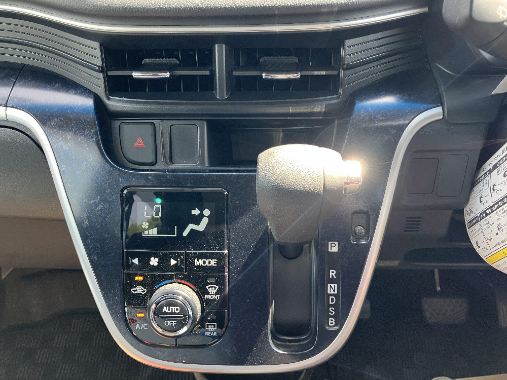 ダイハツ　ムーヴカスタム　Xハイパ-18枚目