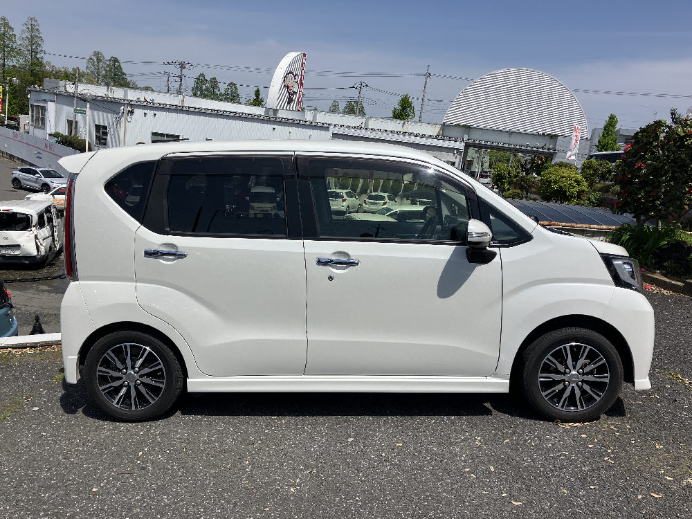 ダイハツ　ムーヴカスタム　Xハイパ-3枚目