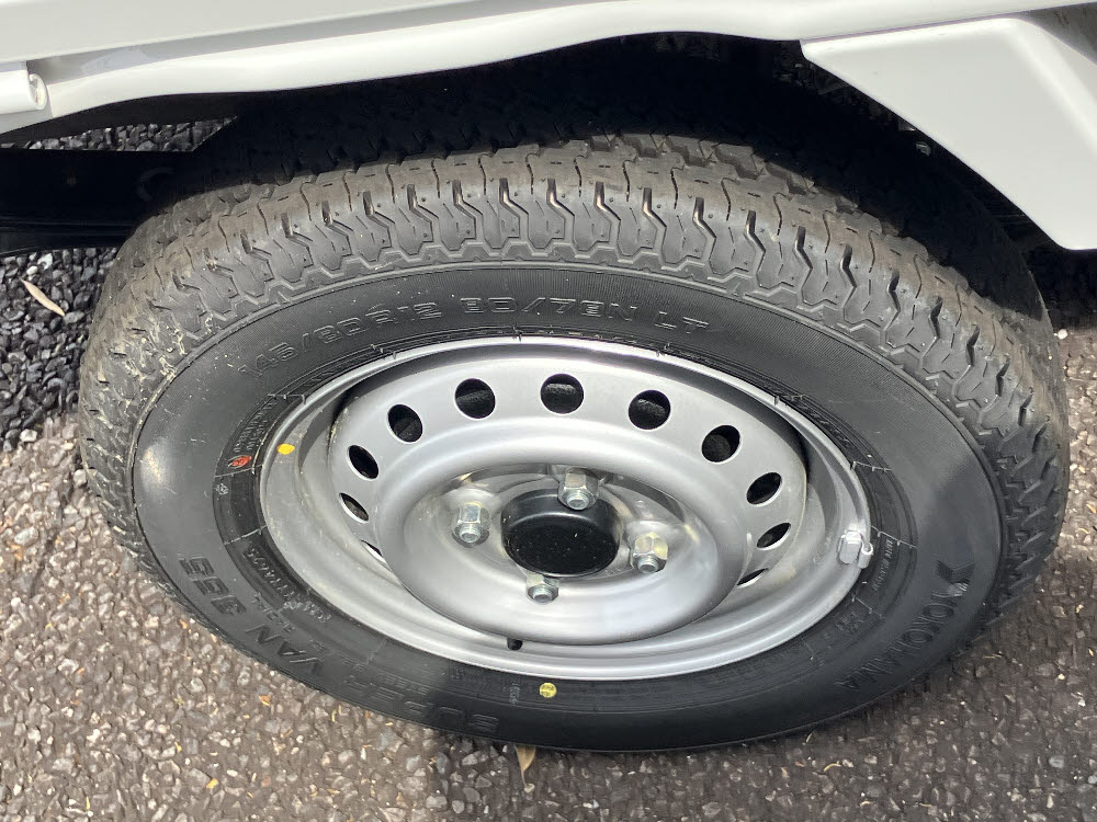 ニッサン　ＮＴ１００クリッパー　GX MT 4WD14枚目
