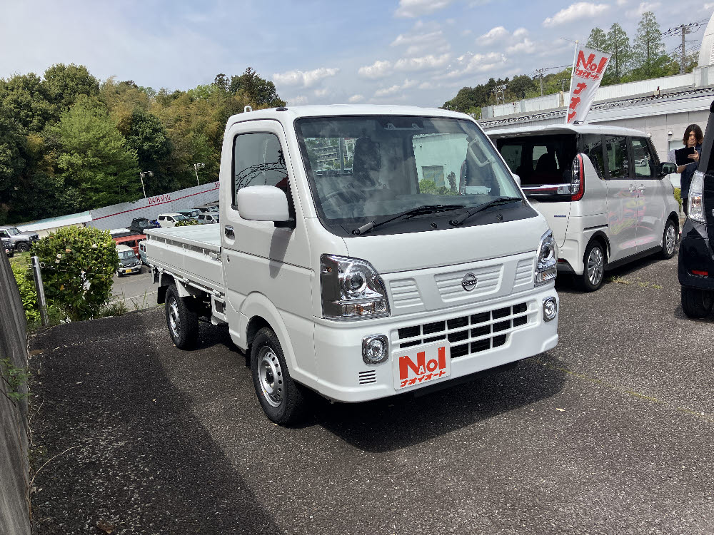ニッサン　ＮＴ１００クリッパー　GX MT 4WD2枚目