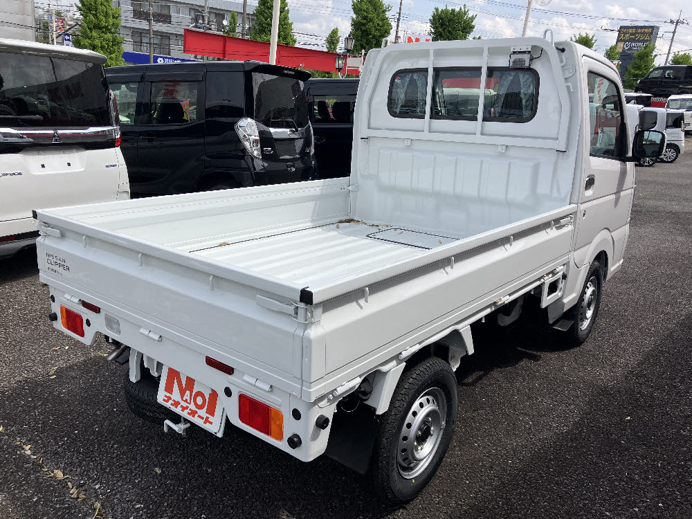 ニッサン　ＮＴ１００クリッパー　GX MT 4WD4枚目