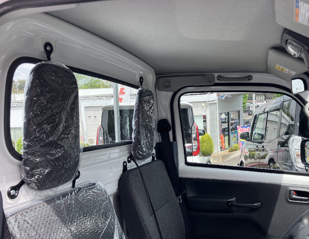 ニッサン　ＮＴ１００クリッパー　GX MT 4WD7枚目