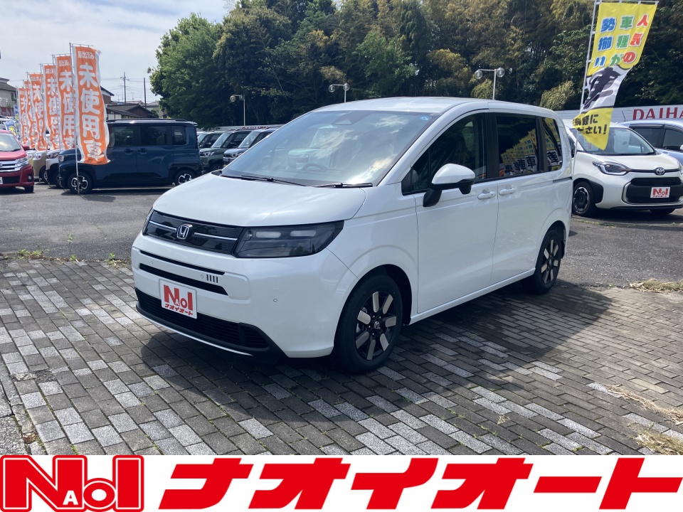 フリード　e:HEV AIR EX　8インチナビ