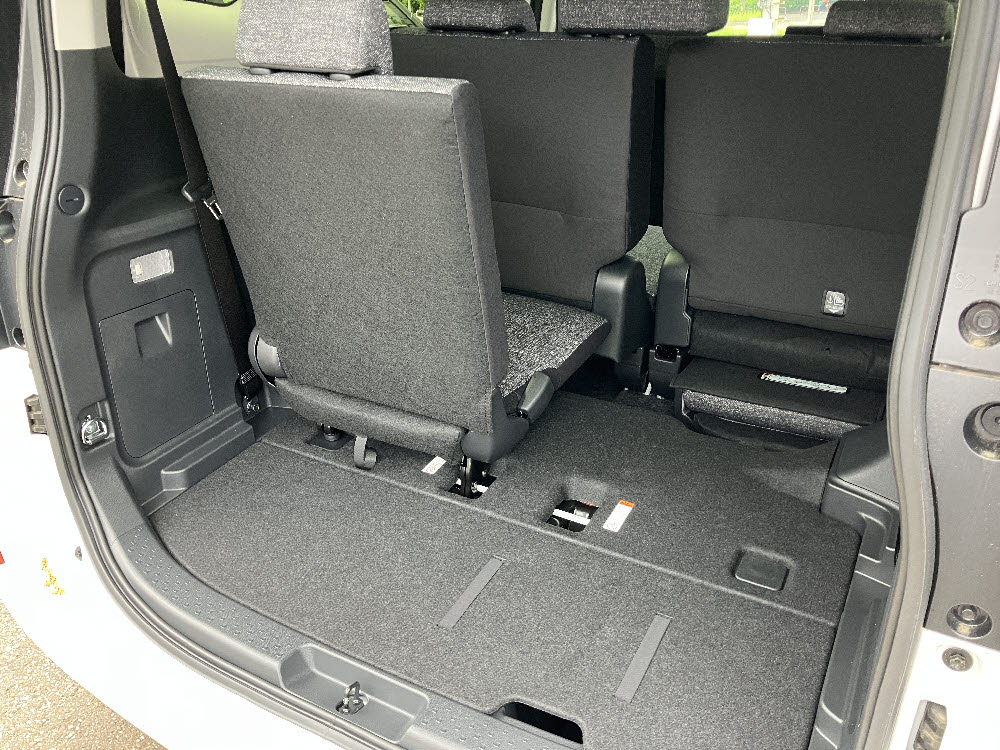トヨタ　シエンタ　HYBRID Z13枚目