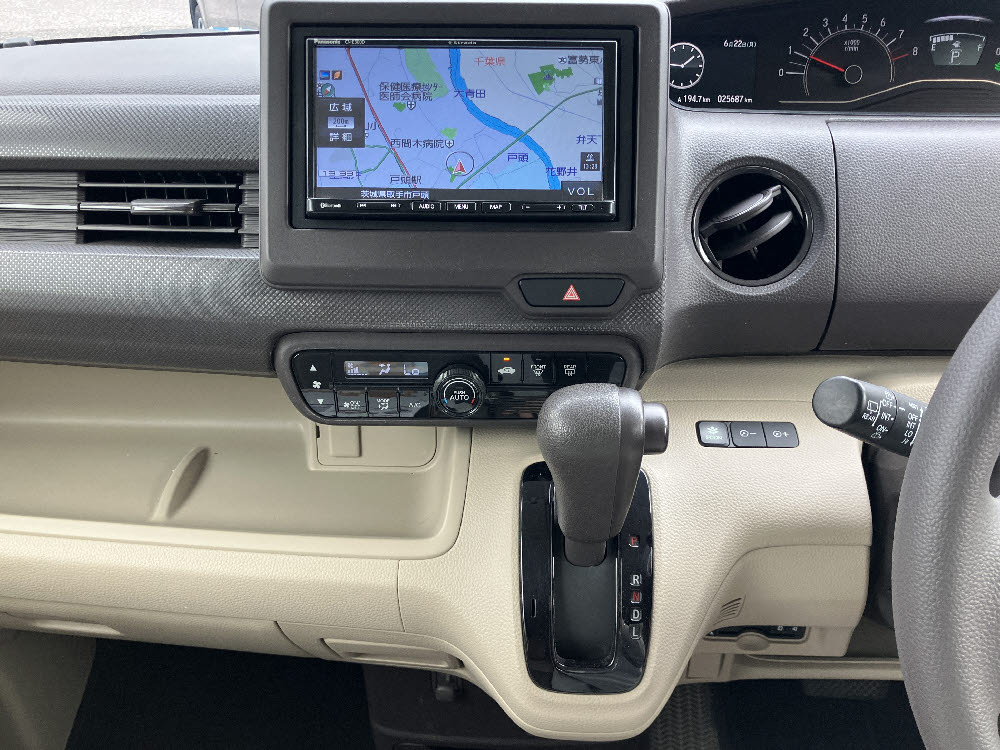 ホンダ　Ｎ ＢＯＸ　Gホンダセンシング11枚目