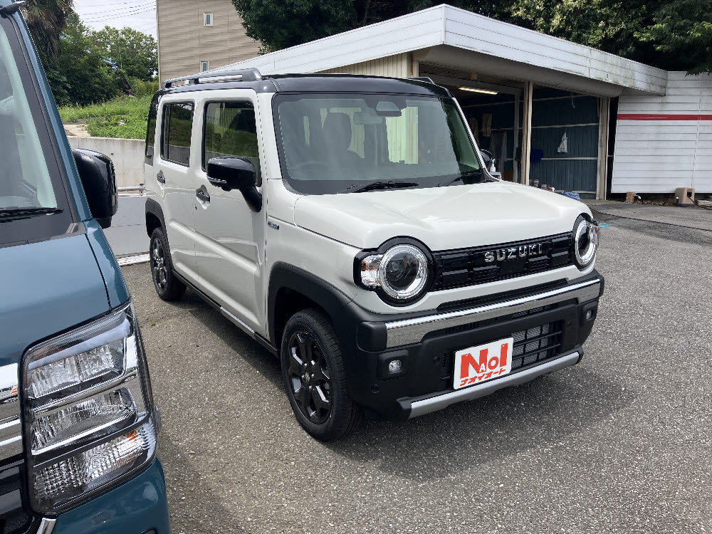 スズキ　ハスラー　タフワイルド　全方位ナビ　4型 2枚目