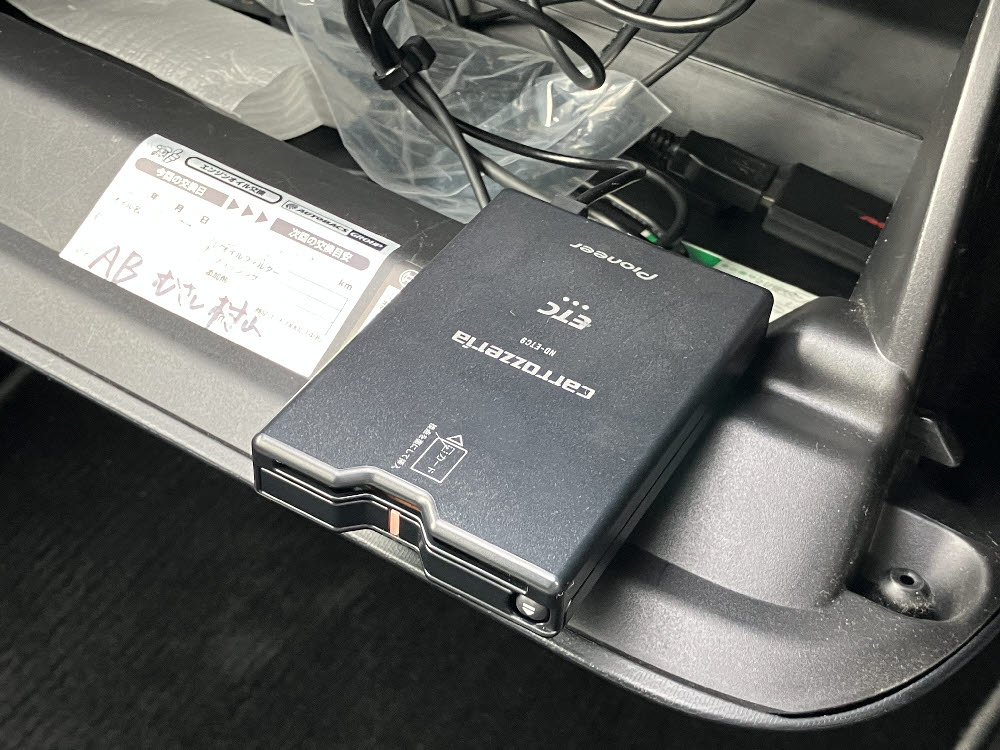 トヨタ アクア GRスポ-ツ 17インチパッケ-ジ17枚目