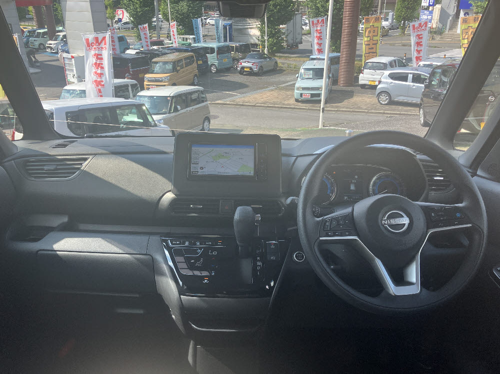 ニッサン ルークス ハイウェイスターXプロパイロットED7枚目