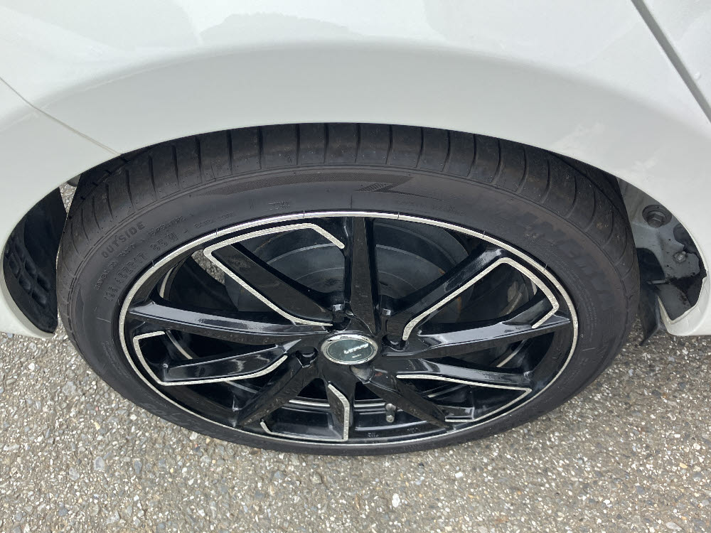 トヨタ　アクア　S13枚目