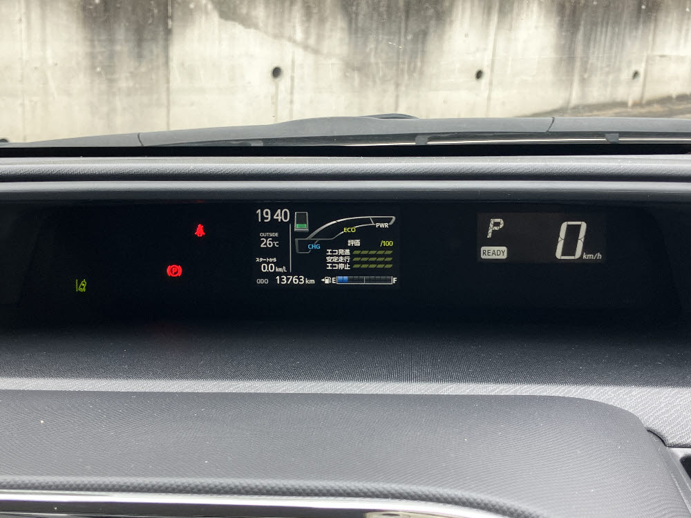 トヨタ　アクア　S14枚目