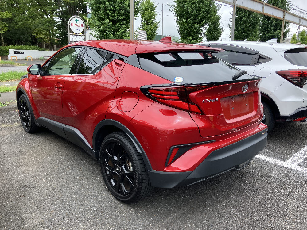 トヨタ　Ｃ－ＨＲ　G-T　モ-ドネロ　セ-フティプラス3枚目