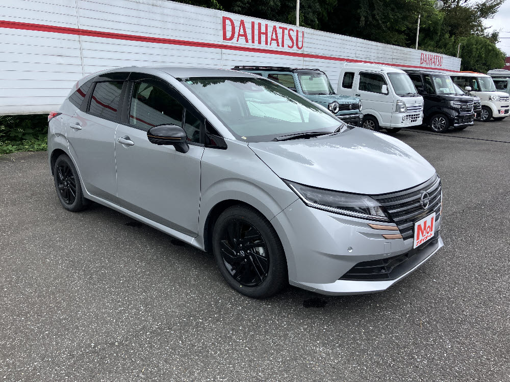 ニッサン ノート X 90周年記念車2枚目