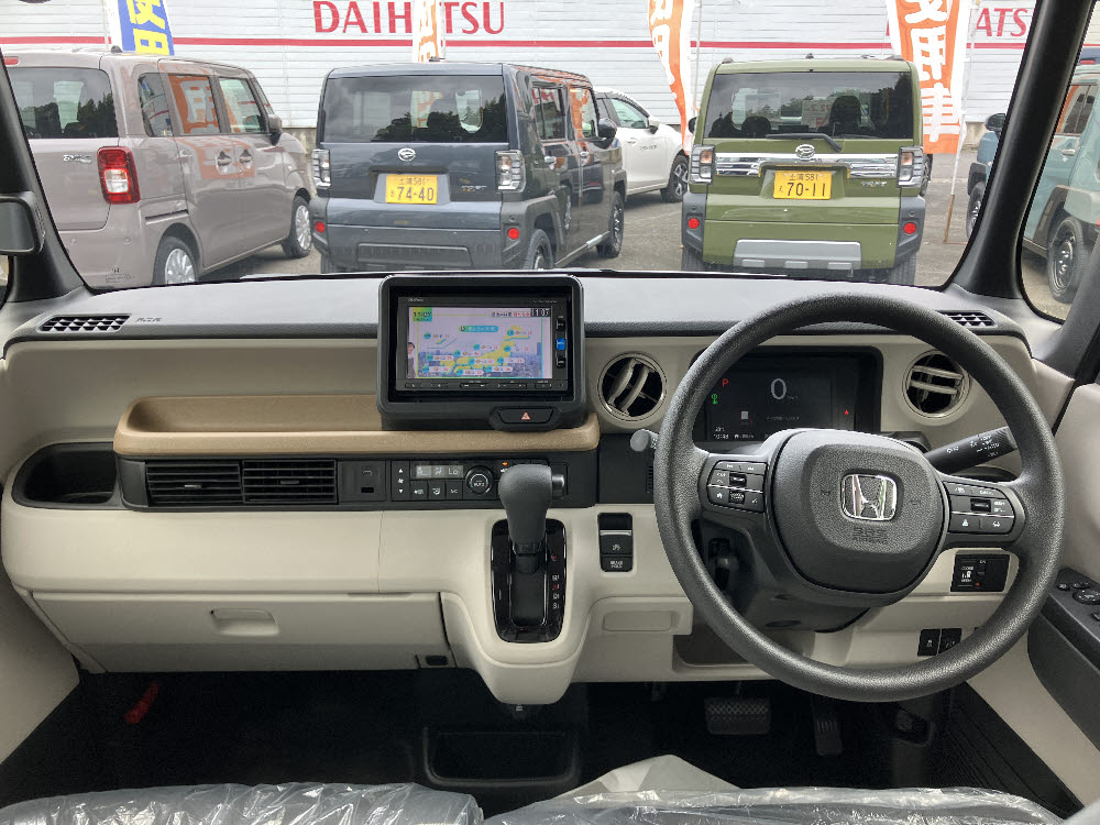 ホンダ N BOX ベースグレード7枚目