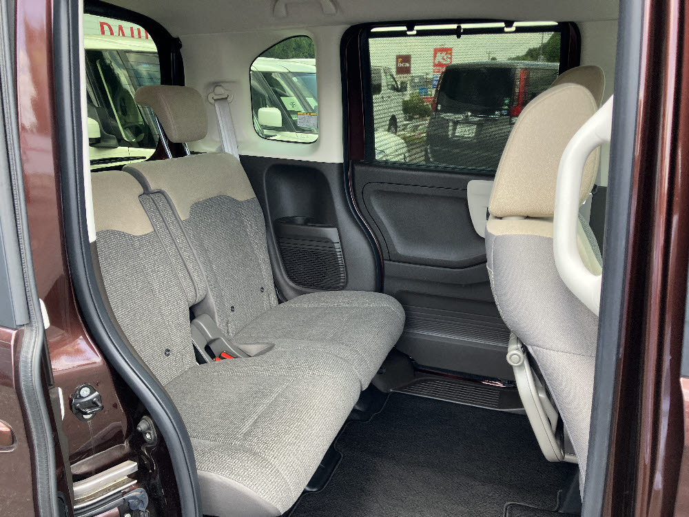 ホンダ N BOX L9枚目