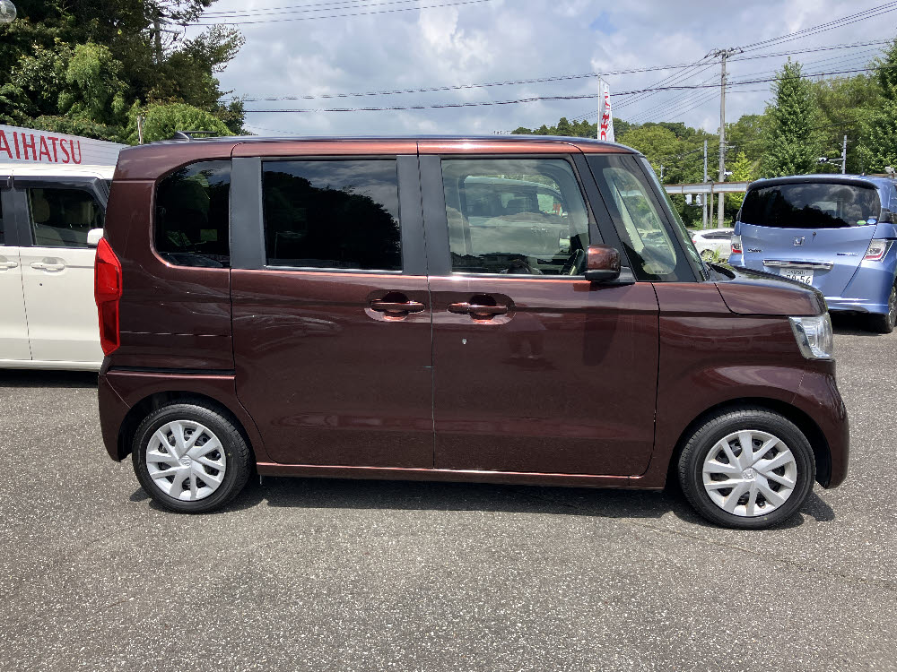 ホンダ N BOX L3枚目