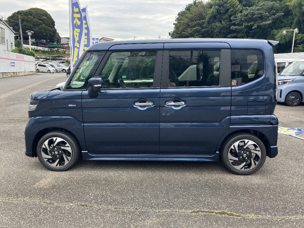 スズキ スペーシアカスタム HYBRID XS ODレス3枚目