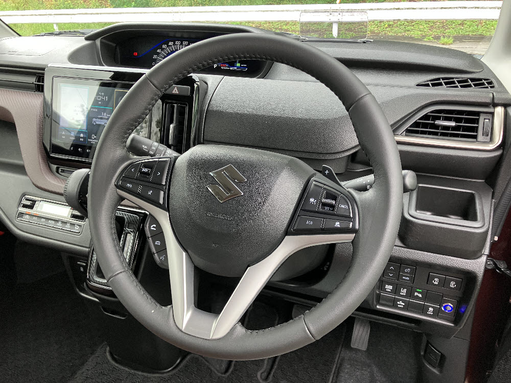 スズキ ソリオバンデット HYBRID SV6枚目