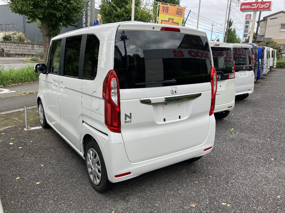 ホンダ N BOX L3枚目