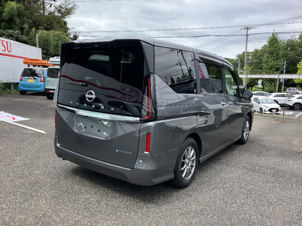 ニッサン セレナ e-POWER XV5枚目
