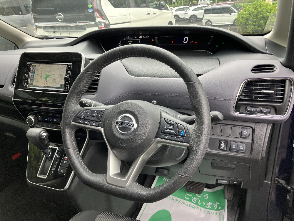 ニッサン　セレナ　ハイウェイスタ-V6枚目