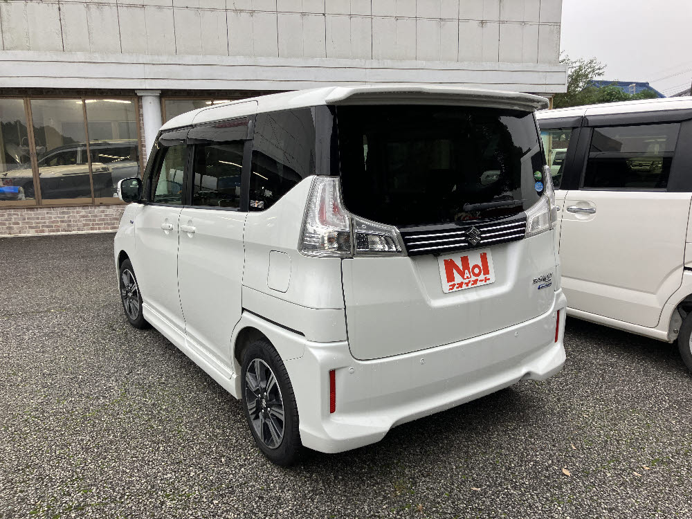 スズキ ソリオバンデット HYBRID MV3枚目