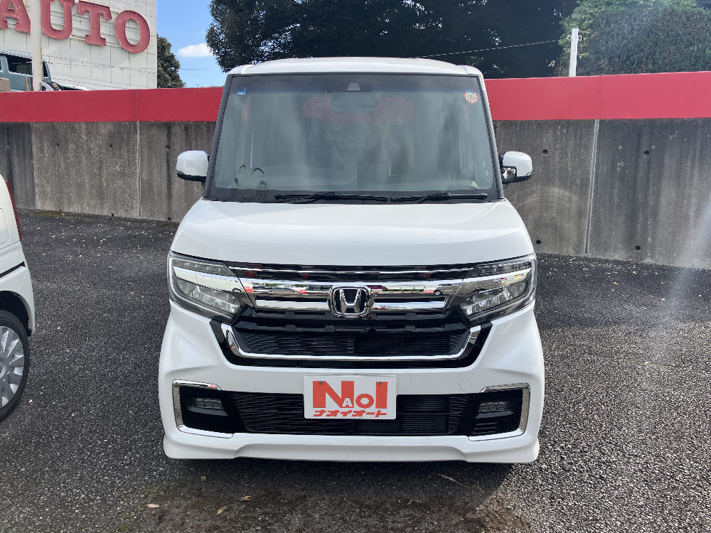 ホンダ　Ｎ ＢＯＸカスタム　L1枚目