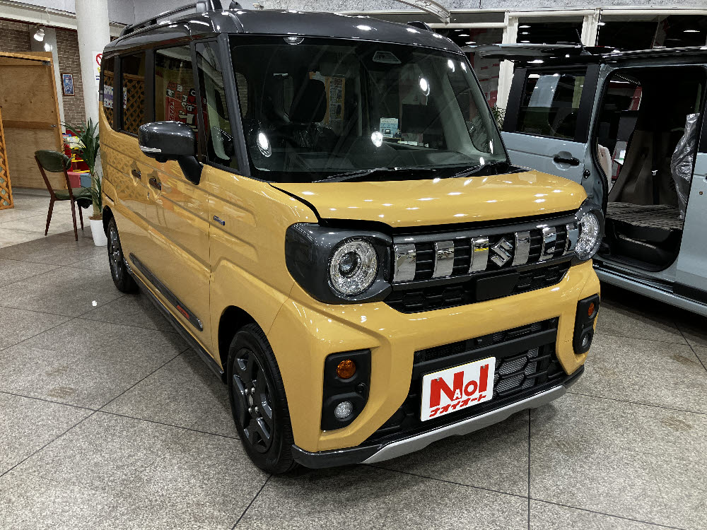 スズキ　スペーシアギア XZ 全方位ナビ2枚目