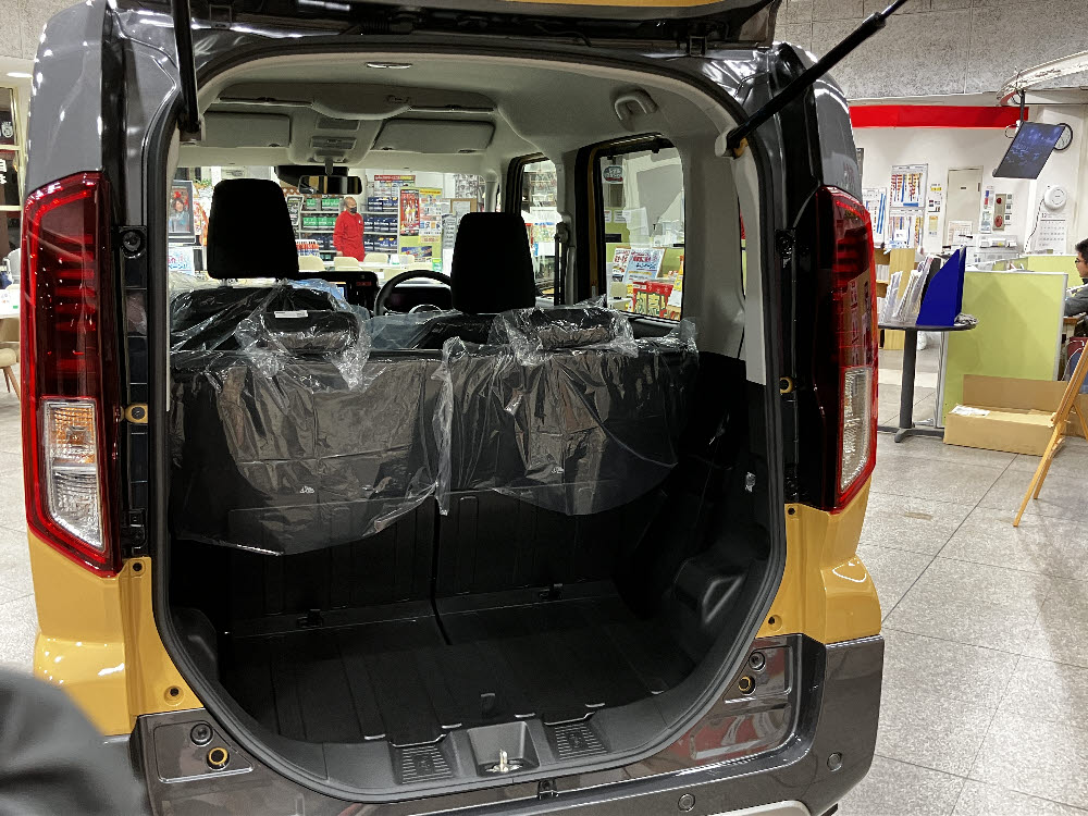 スズキ　スペーシアギア XZ 全方位ナビ8枚目