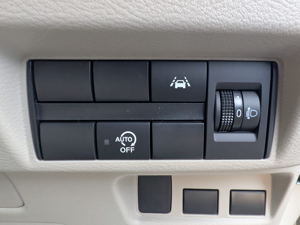 ミツビシ　ｅｋスペース　M17枚目