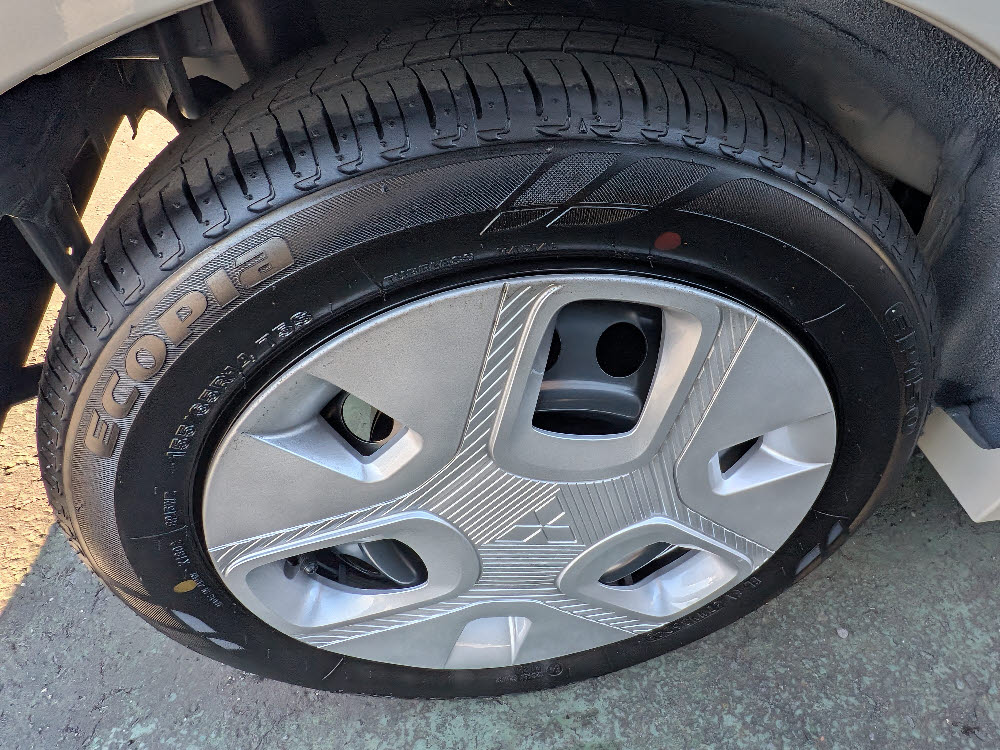 ミツビシ　ｅｋスペース　M6枚目