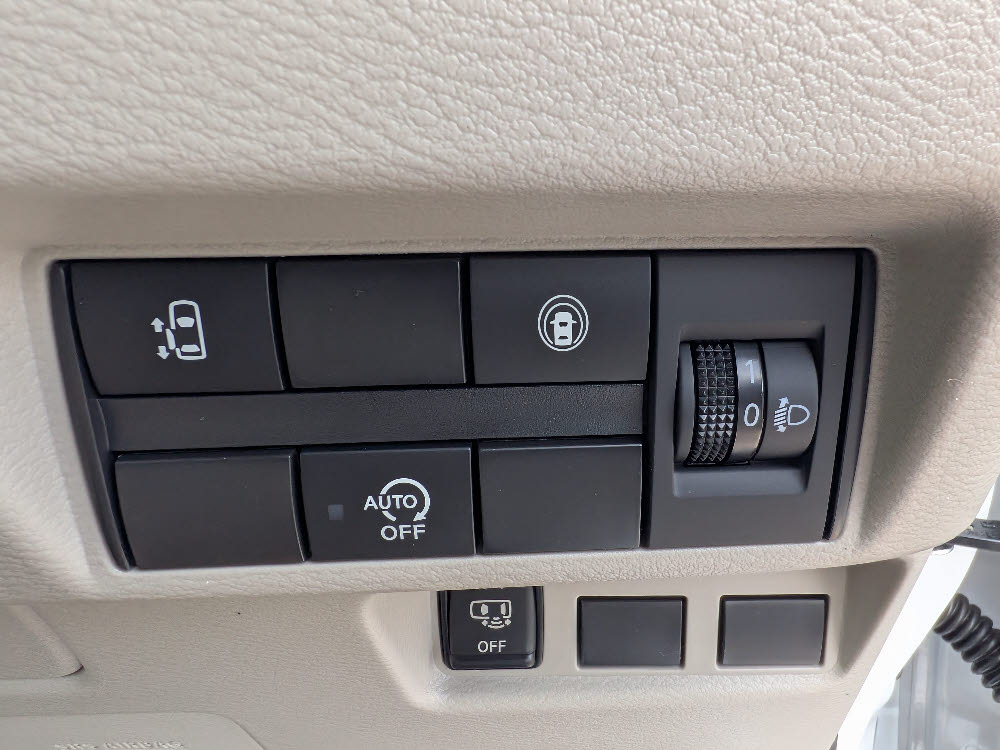 ニッサン　ルークス　X17枚目