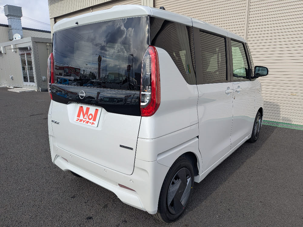 ニッサン　ルークス　X4枚目