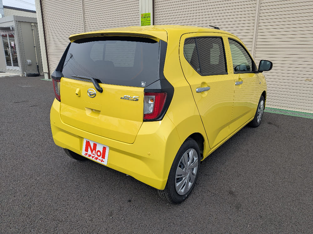 ダイハツ　ミライース　XリミテッドSAⅢ4枚目